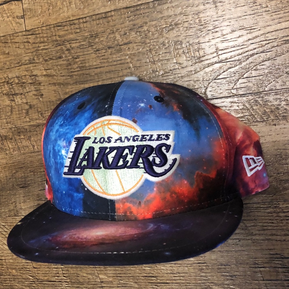 Lakers New Era fitted galaxy hat 7/5/8 RARE